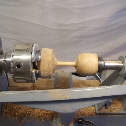 tourner le pied du verre